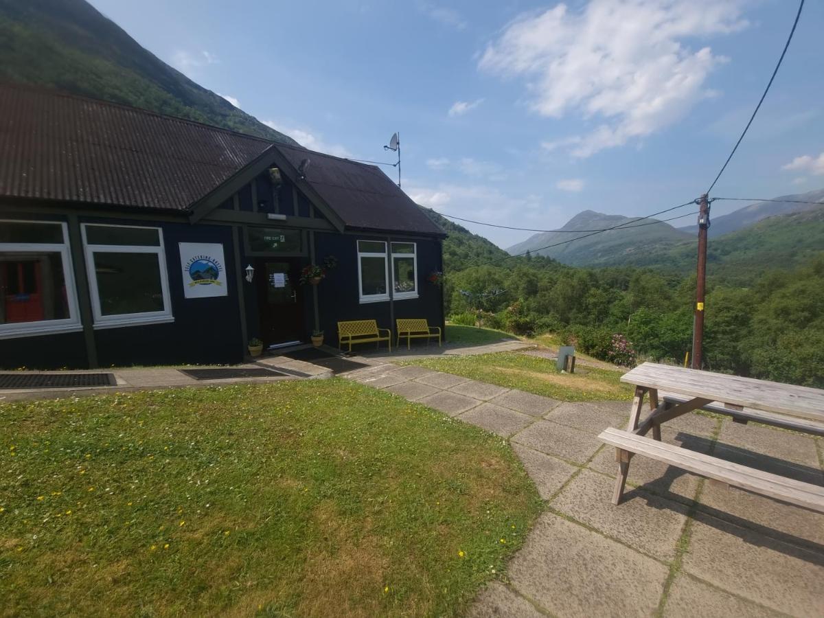 West Highland Lodge Кинлохливен Экстерьер фото